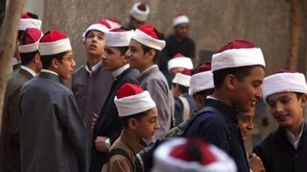 تعليق الدراسة في مختلف المناطق بسبب تقلبات حالة الطقس غير المستقرة